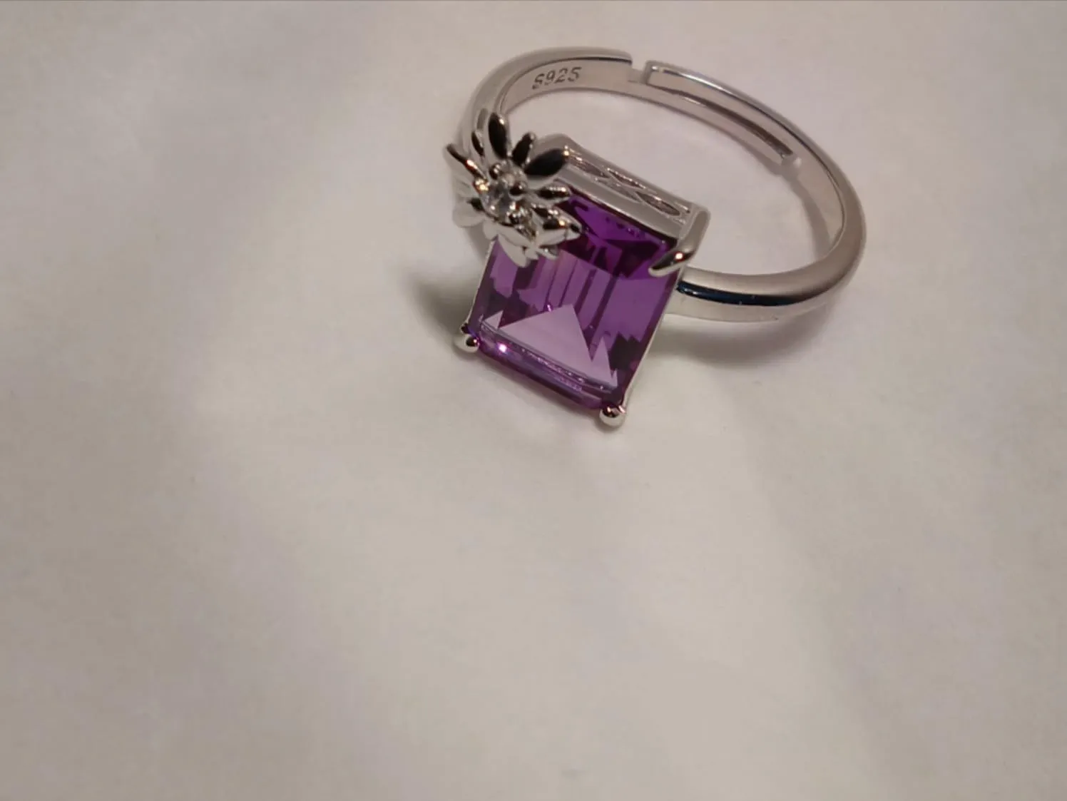 JewelryPalace Margherita 4ct anello argento alessandrite viola