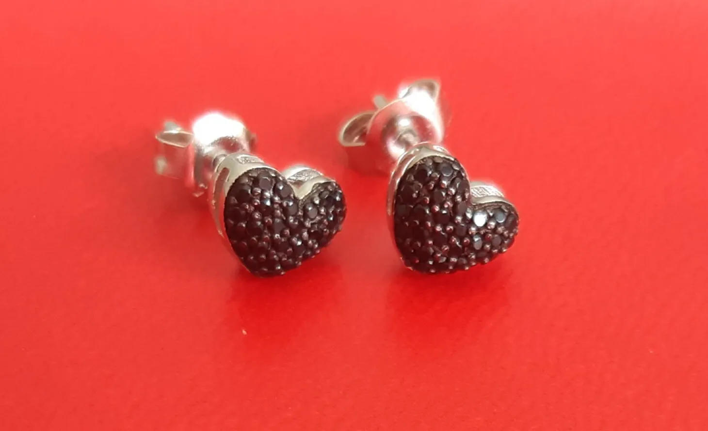 JewelryPalace Cuore Pavé orecchini spinello nero 0.29ct