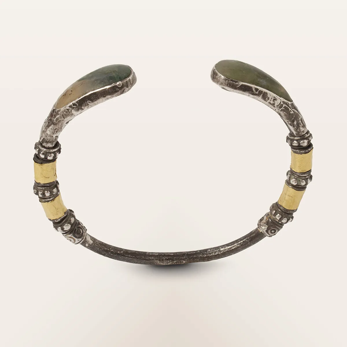 Alfredo Correnti Gea bracciale pietra