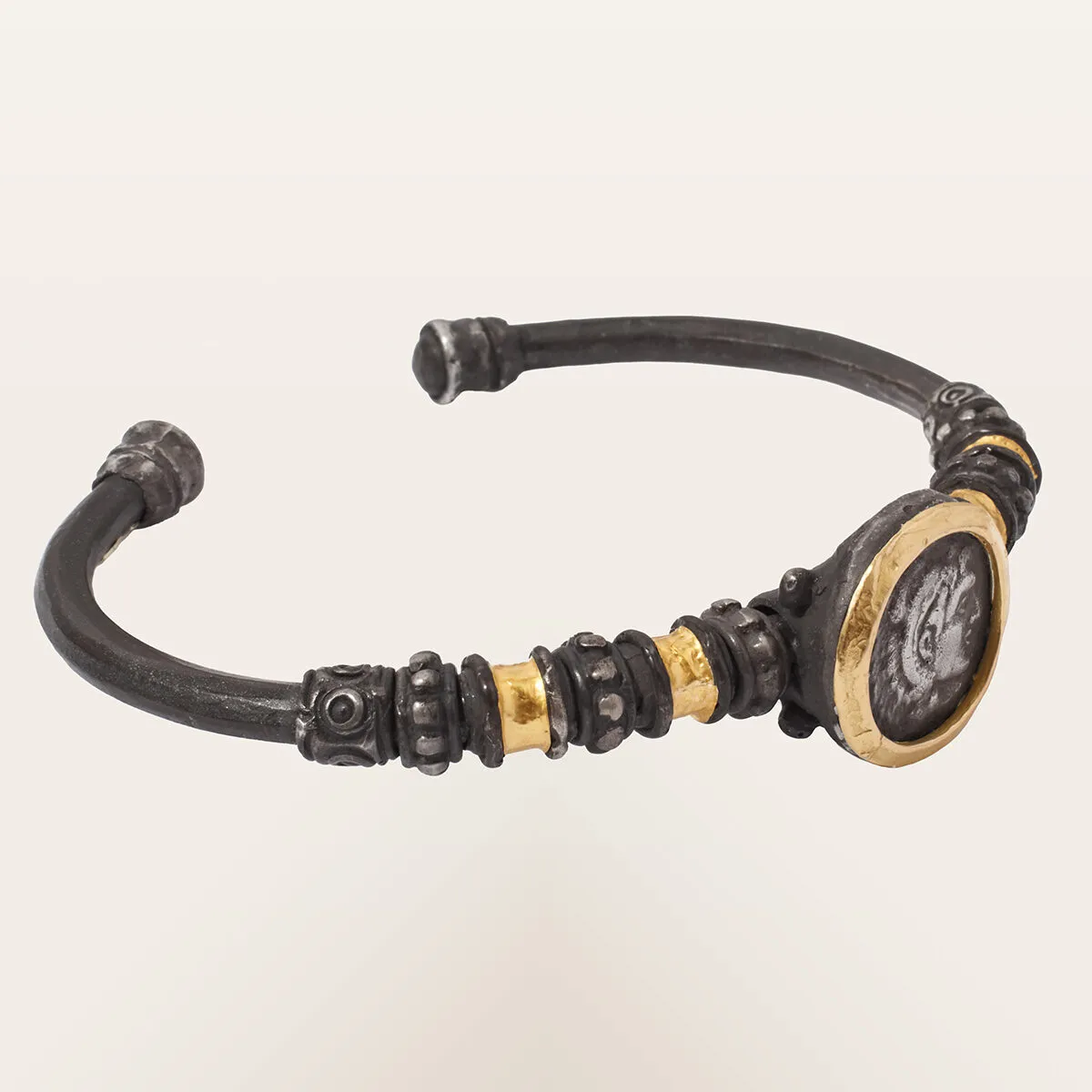 Alfredo Correnti Aeterna Eracle Bracciale Rigido