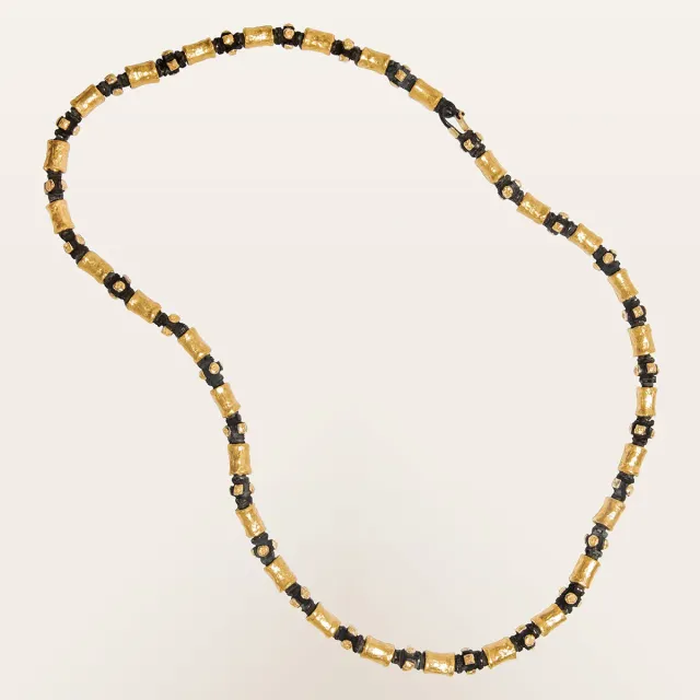 Alfredo Correnti Pura collana essenziale regalo
