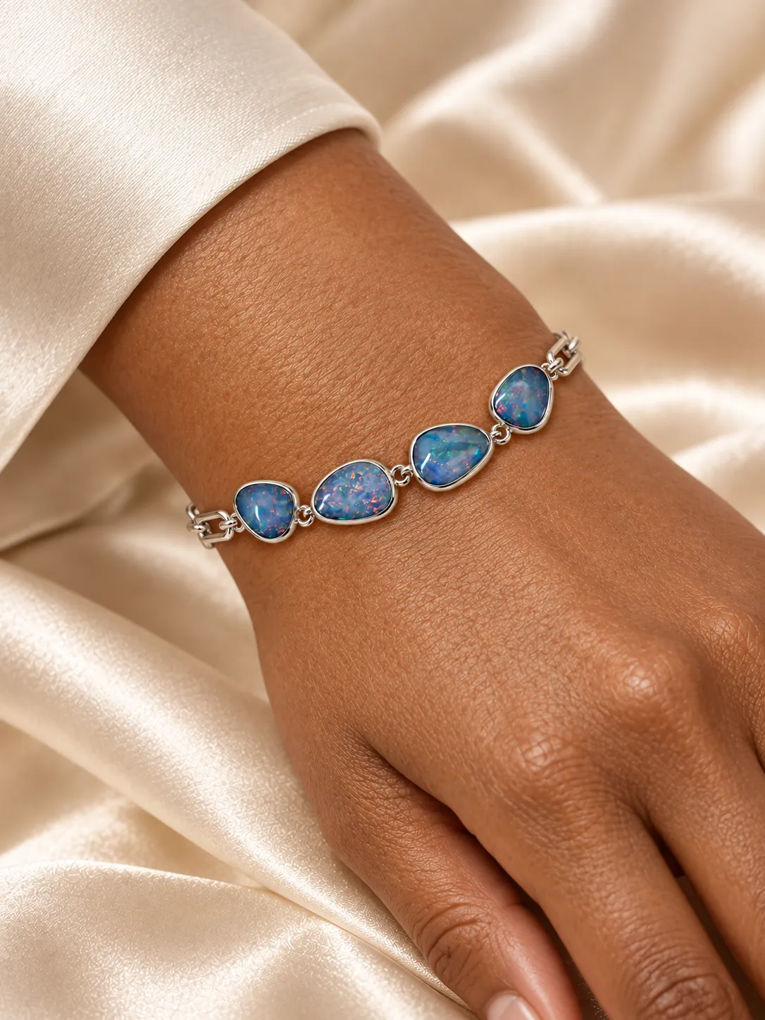 Victoria Jane Rectangle Link bracciale opale maglie argento