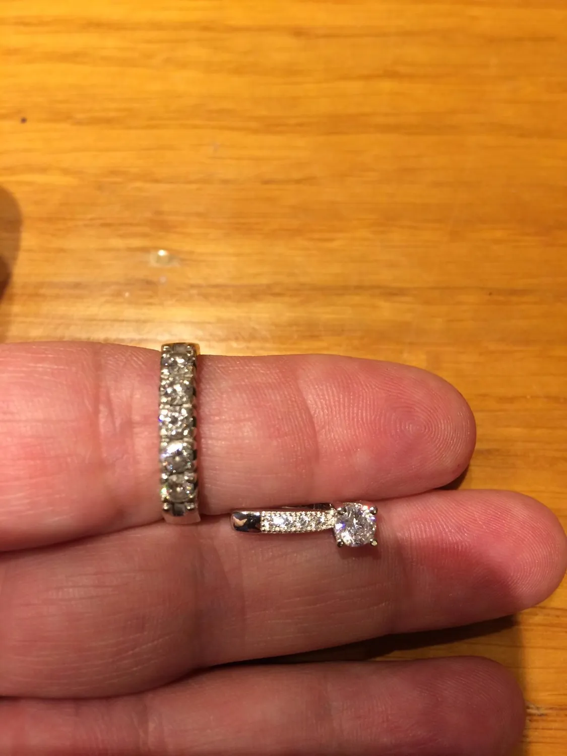 JewelryPalace 1ct orecchini a cerchio argento zirconia