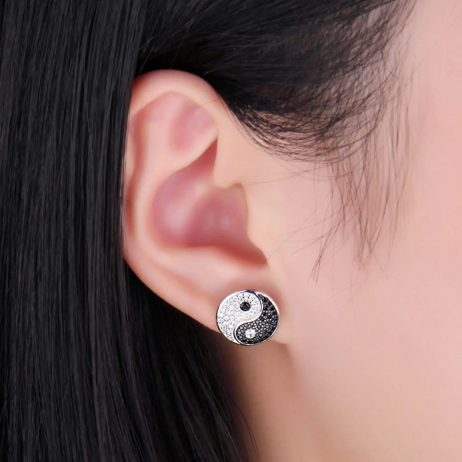 JewelryPalace Ying Yang Taichi Orecchini Bottone Spinello Nero