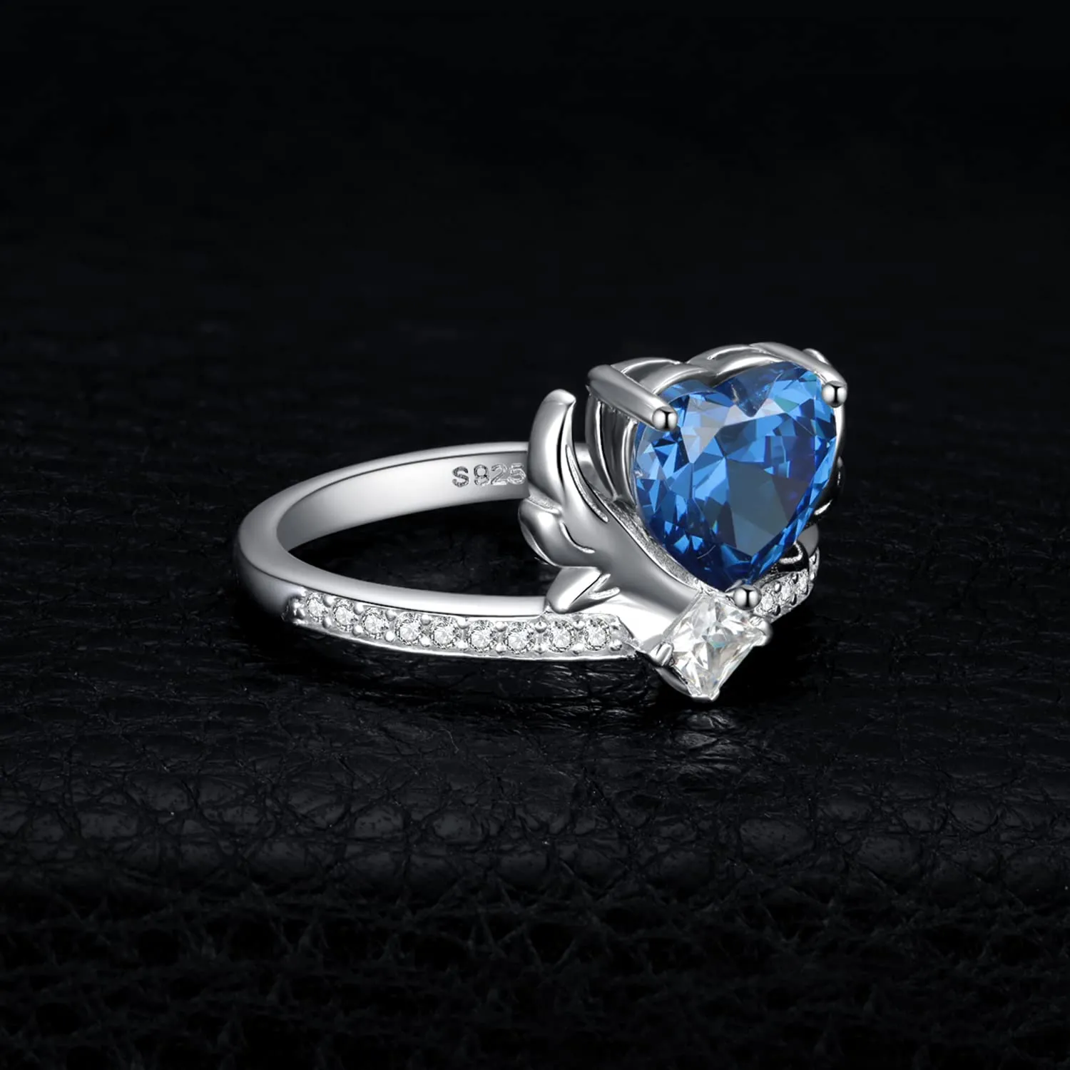 JewelryPalace Anello Ali Angelo Cuore Zirconia Blu 2.2ct Argento