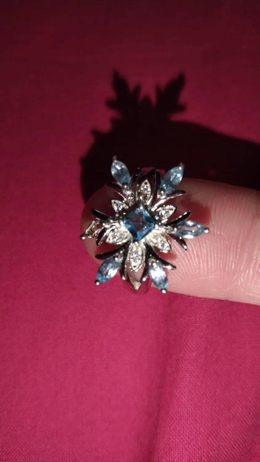 JewelryPalace Fiocco di Neve anello argento topazio blu