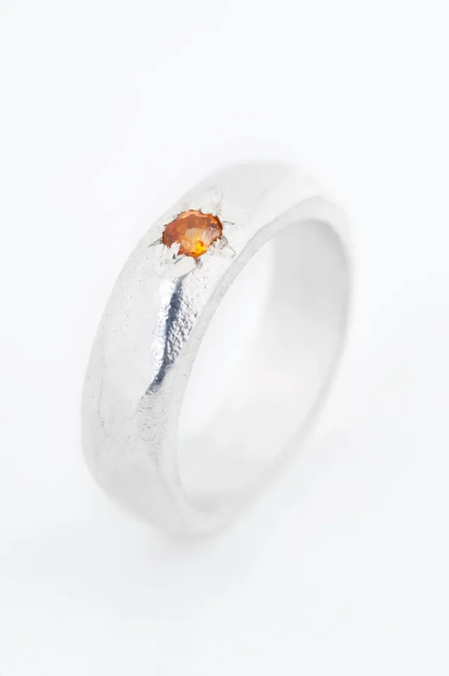 Flor Rubaja Classic Little Spark anello argento pietra