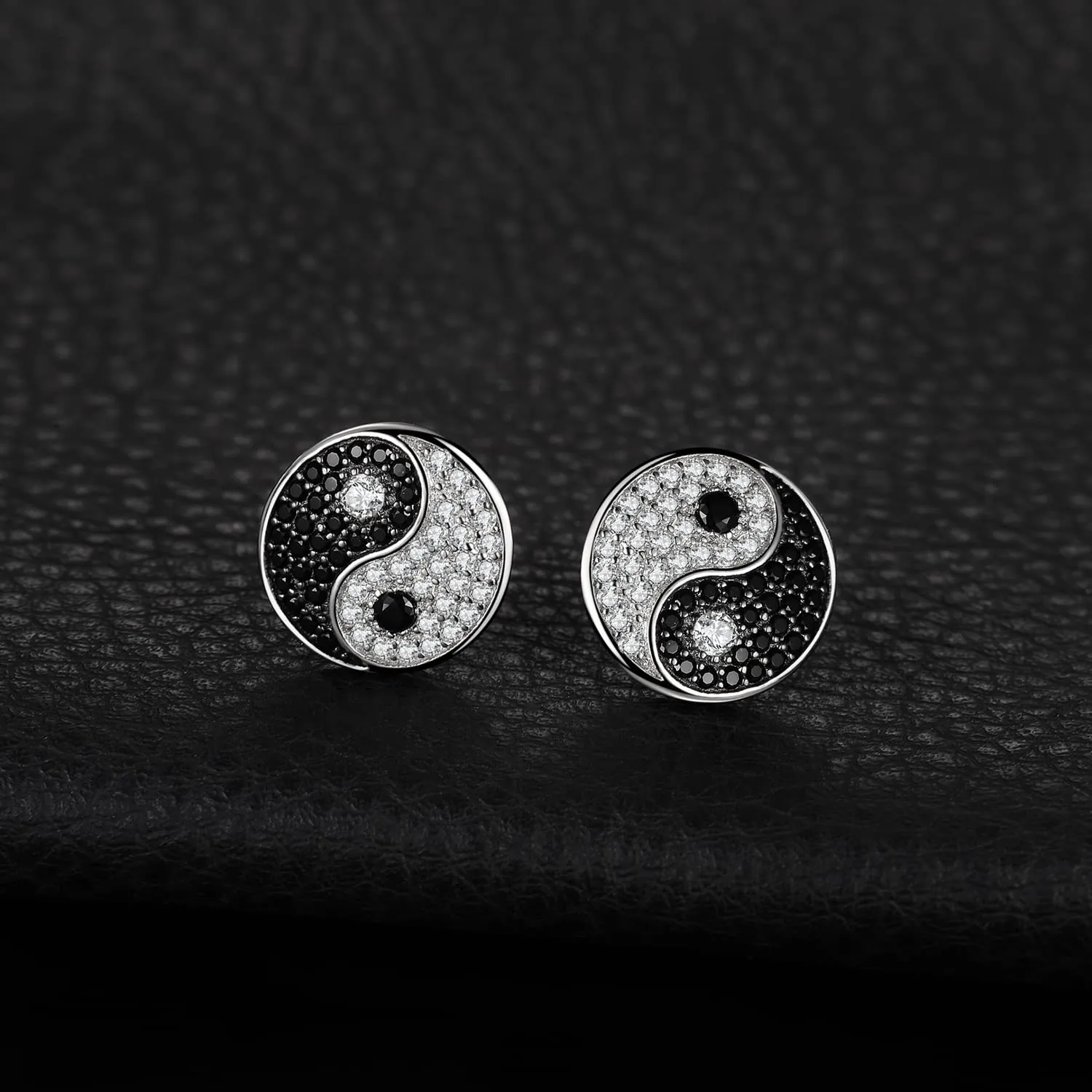 JewelryPalace Ying Yang Taichi Orecchini Bottone Spinello Nero
