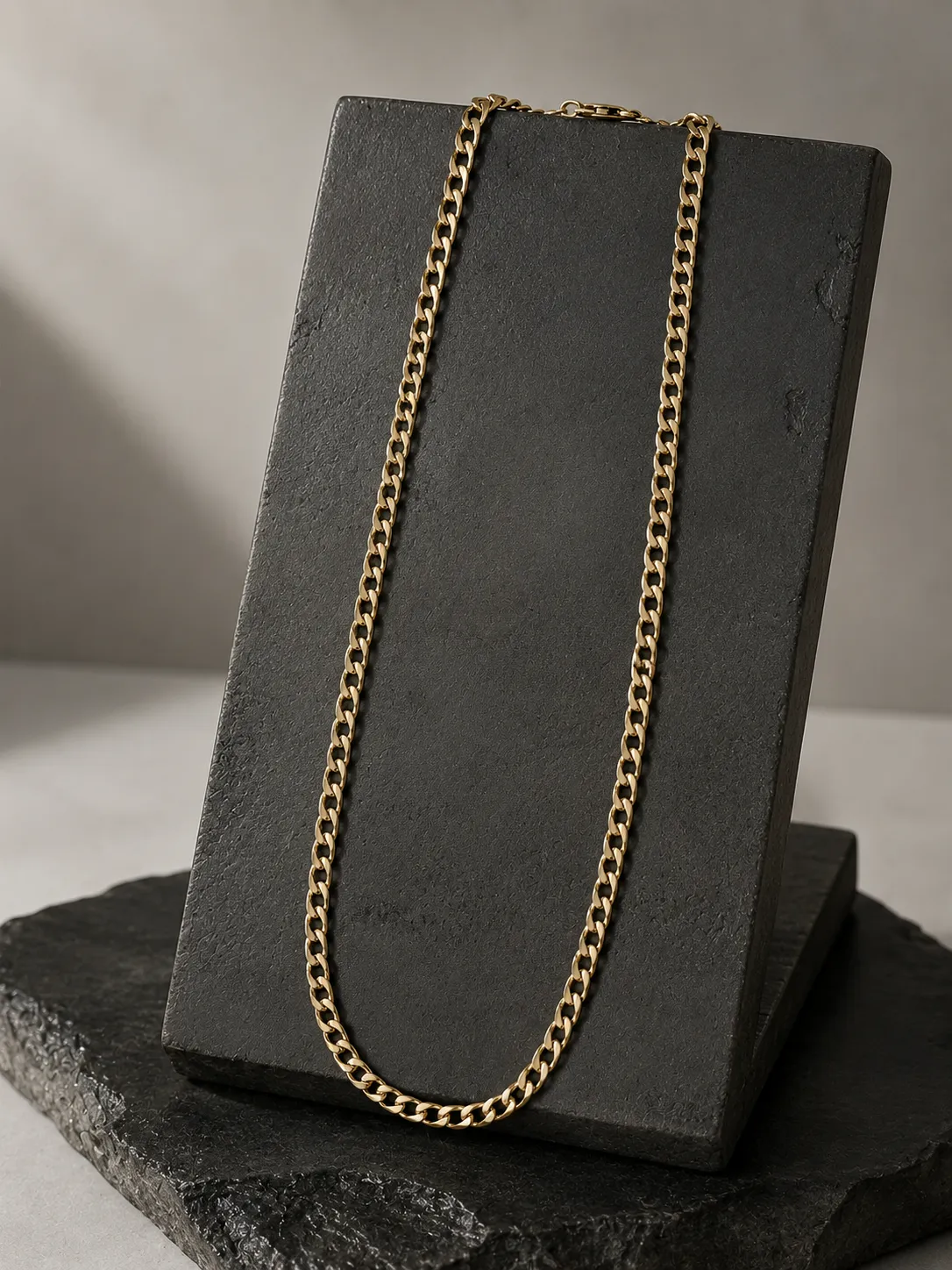 Victoria Jane Flat Curb collana oro 9ct 61 cm usata