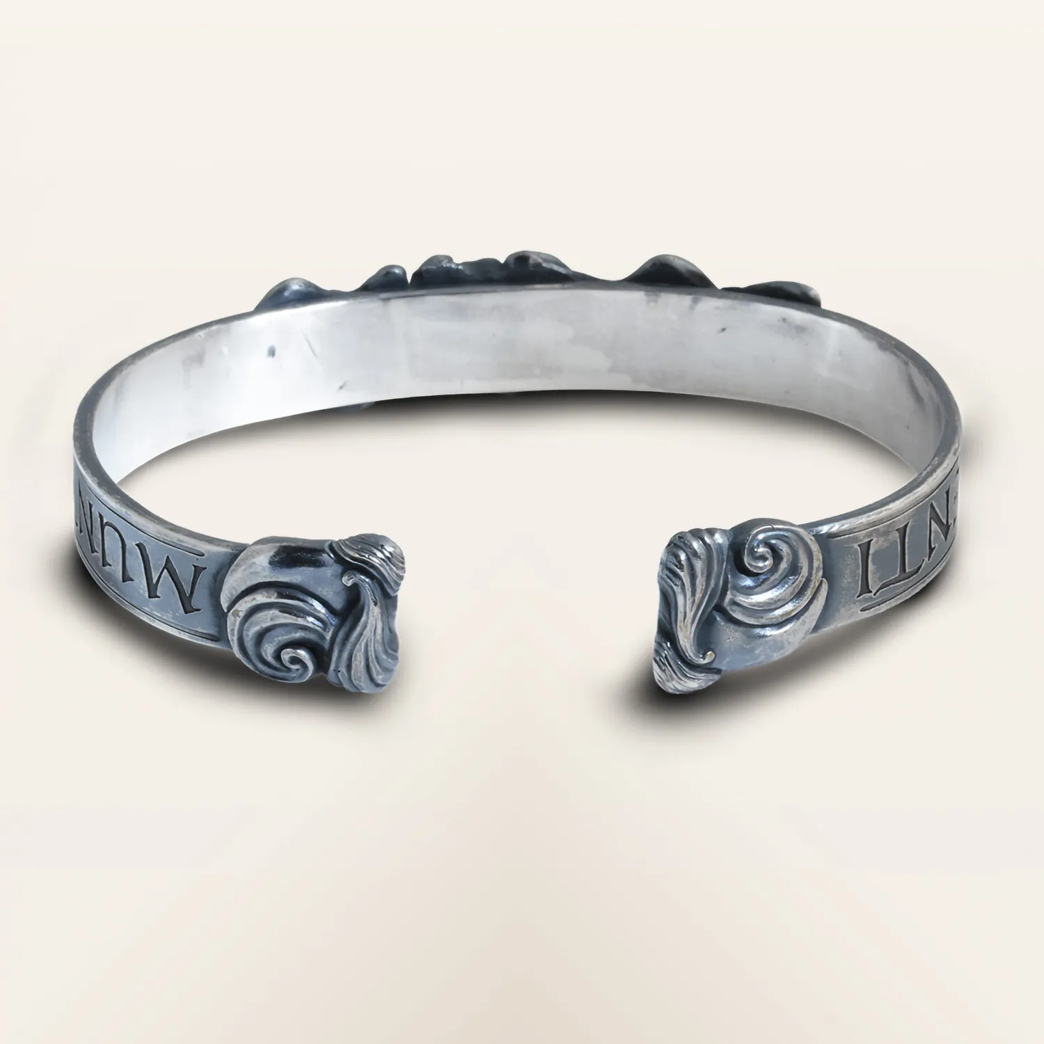 Alfredo Correnti Peloro Onde bracciale artigianale