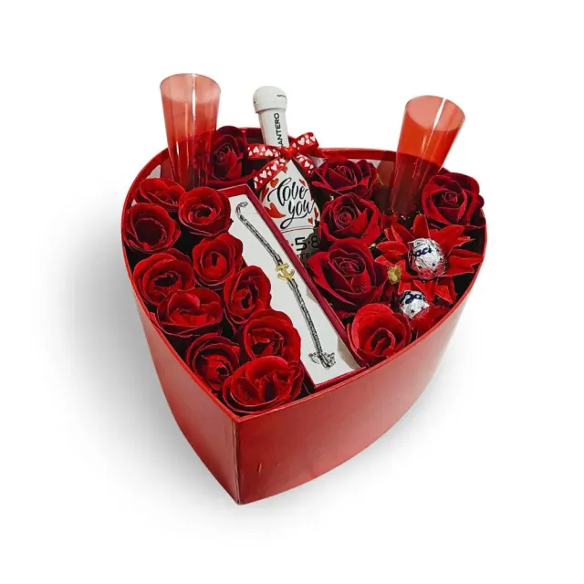 Gioielli Celiento I Love You confezione cuore vino Santero 75cl
