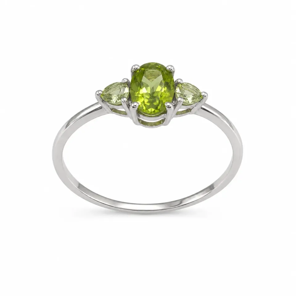 Victoria Jane Peridot anello argento tre peridoti ovale pera