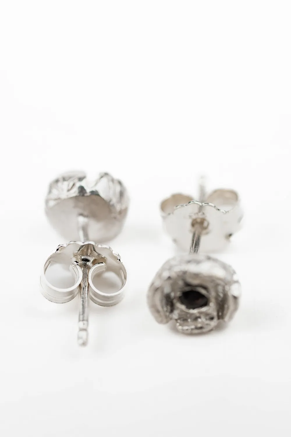 Flor Rubaja Mini Rose orecchini argento granato 8 mm