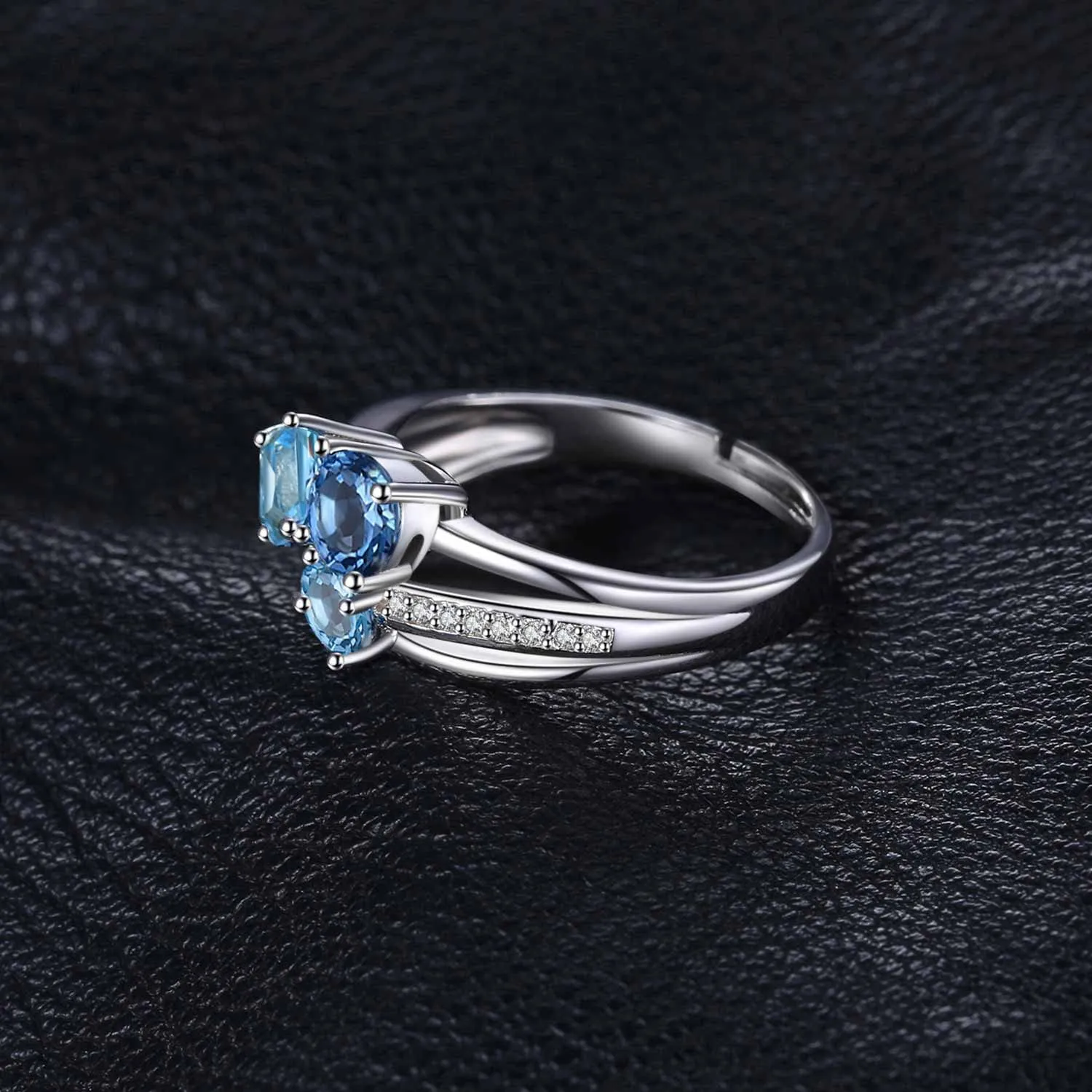 JewelryPalace Tre Pietre anello topazio blu cuscino regolabile