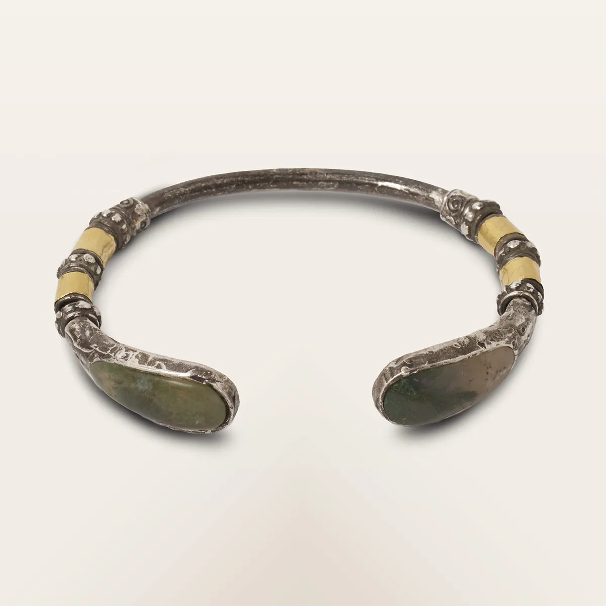 Alfredo Correnti Gea bracciale pietra