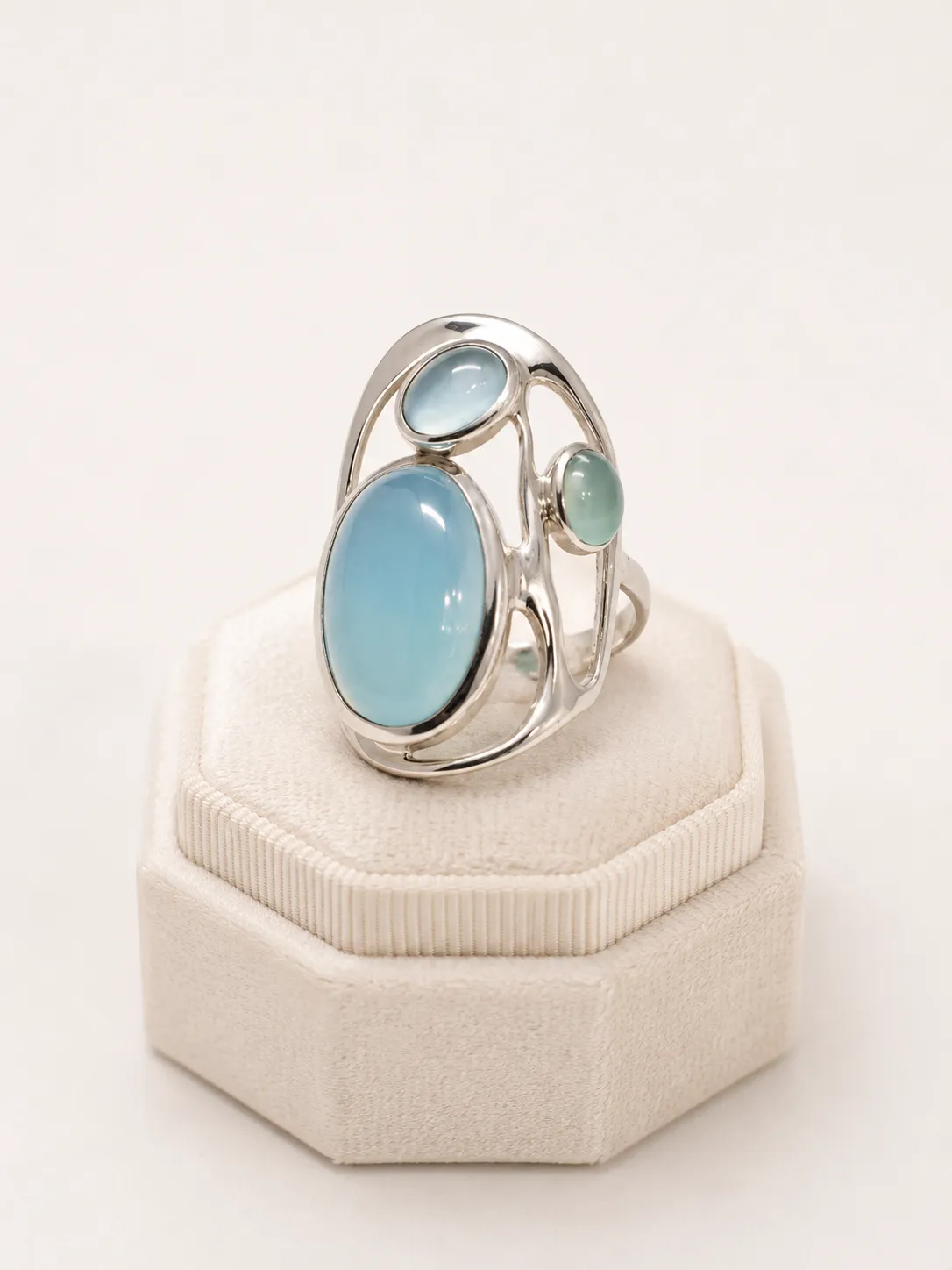 Victoria Jane Chalcedony anello argento calcedonio blu