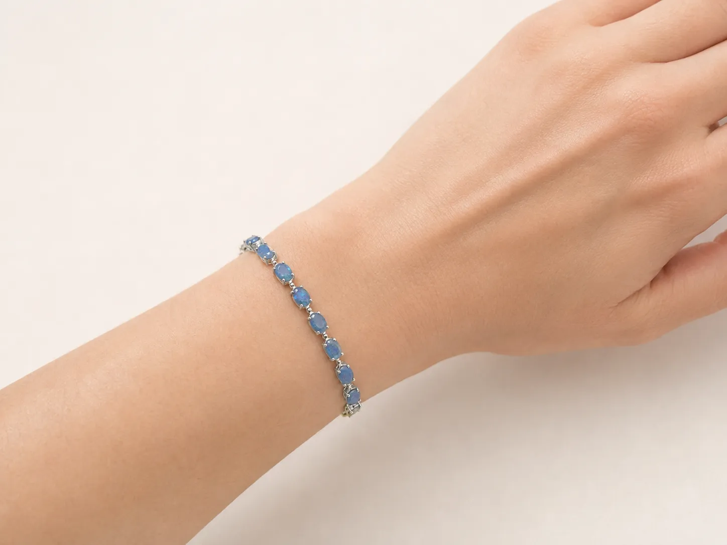Victoria Jane Starlit Opal bracciale argento opali ovali