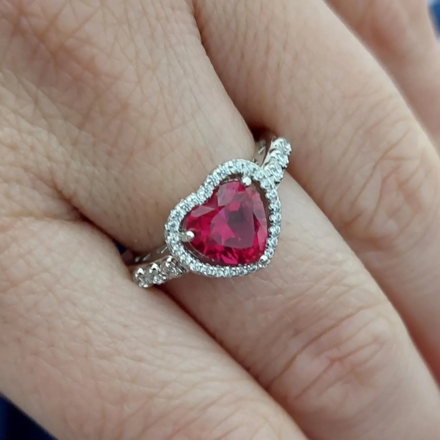 JewelryPalace Cuore dell'Oceano Halo anello rubino 14.5