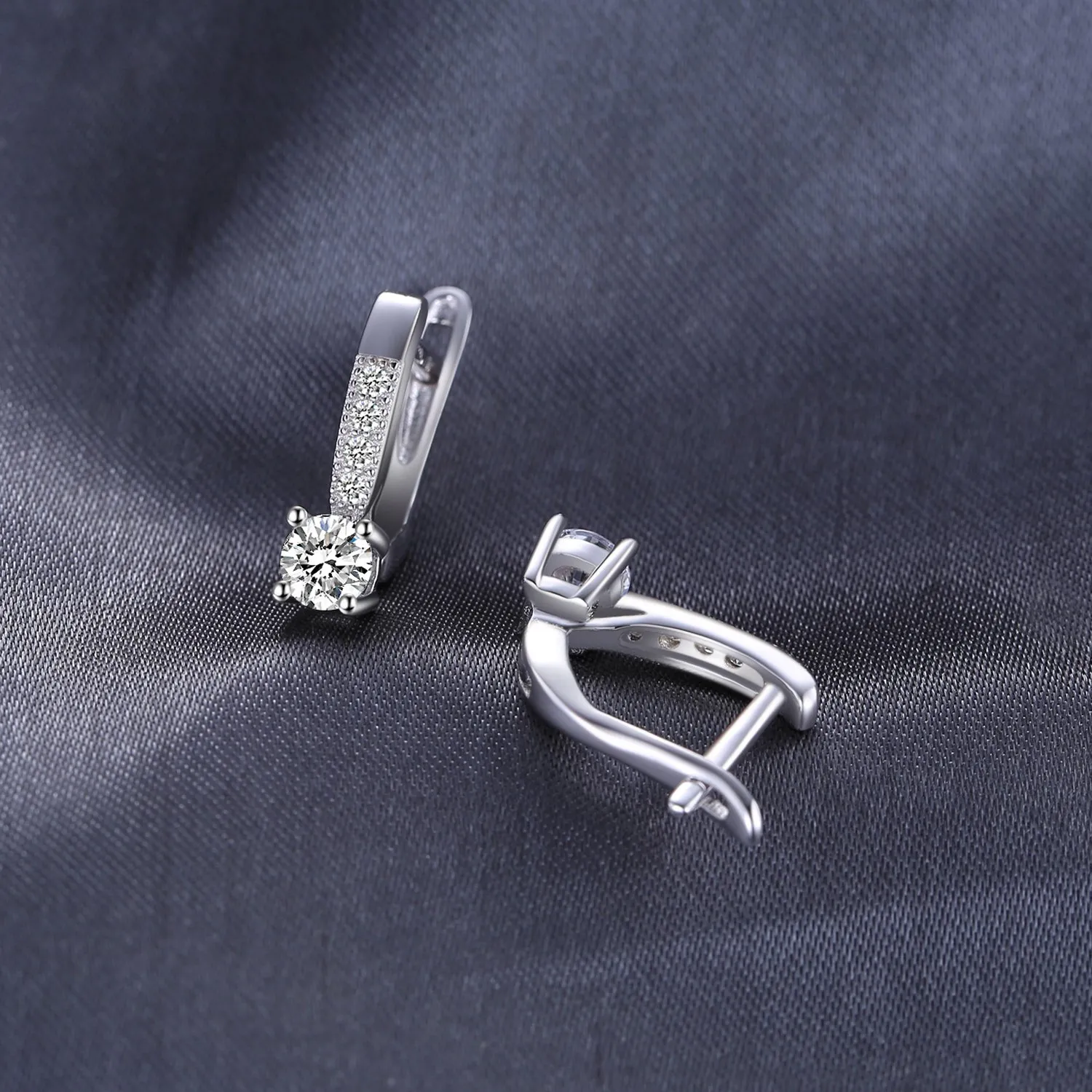 JewelryPalace 1ct orecchini a cerchio argento zirconia