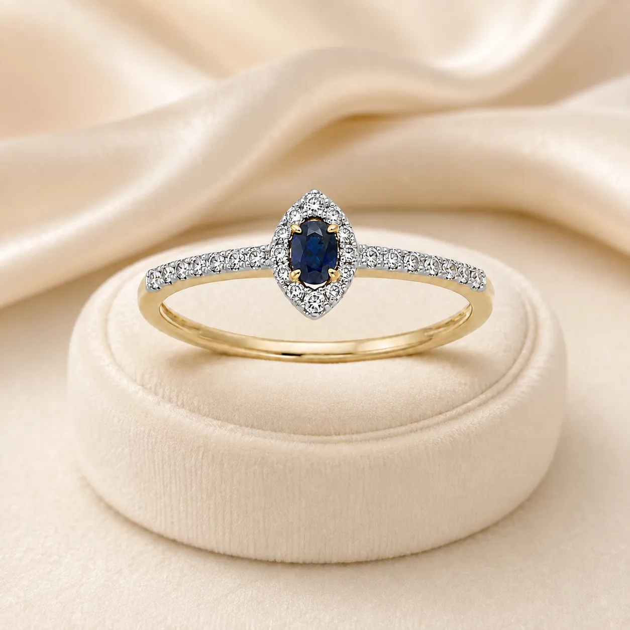 Victoria Jane Royal Marquise anello zaffiro oro 14ct