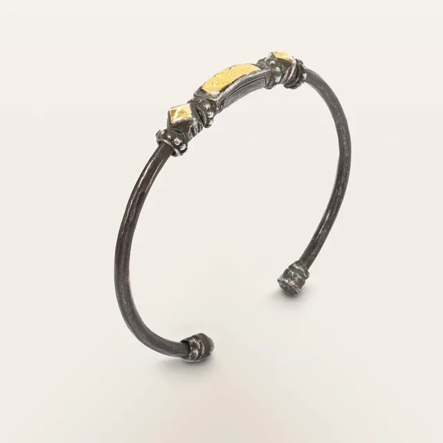 Alfredo Correnti Bracciale Pura rigido essenziale
