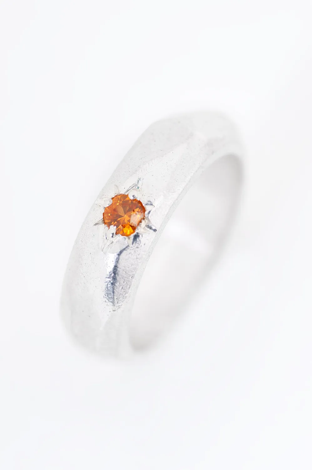 Flor Rubaja Classic Little Spark anello argento pietra
