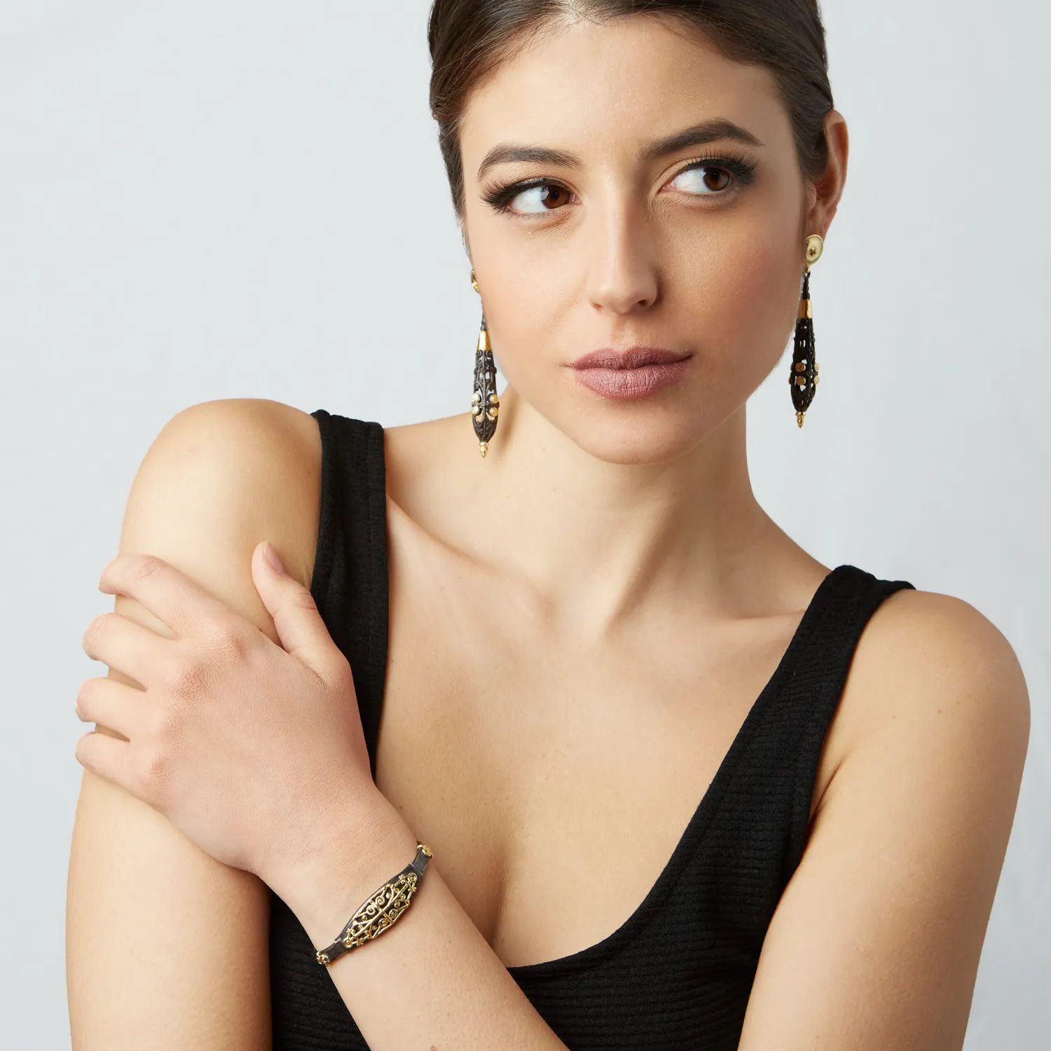 Alfredo Correnti Aeterna Professa bracciale bronzo