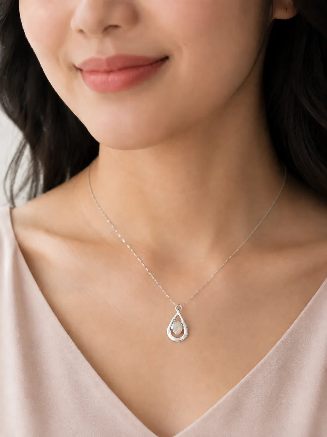 Victoria Jane Teardrop Opal pendente argento opale
