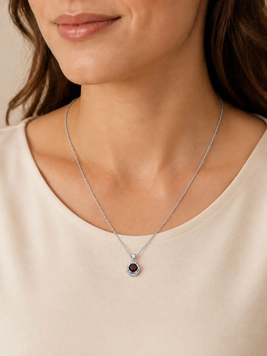 Victoria Jane Rhombus collana granato argento 40 cm