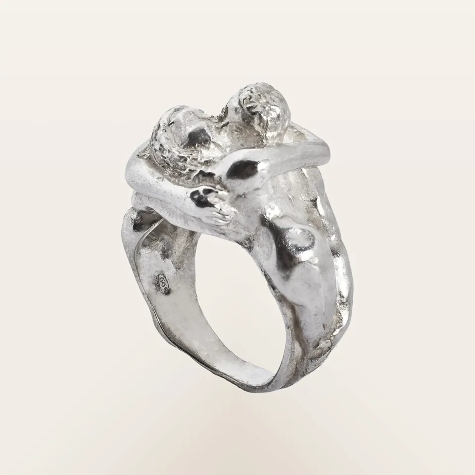 Alfredo Correnti Nesso Bacio anello fascia