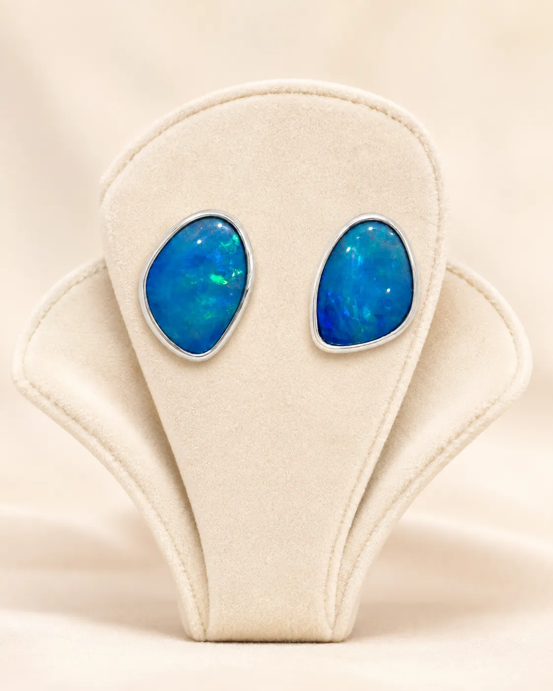 Victoria Jane Ocean Abyss orecchini lobo opale blu argento