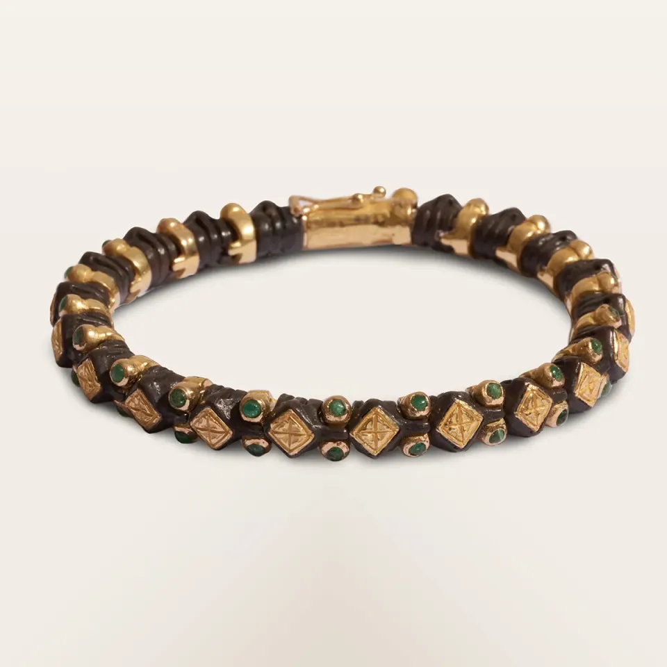 Alfredo Correnti Gea Bracciale Smeraldi Cabochon oro