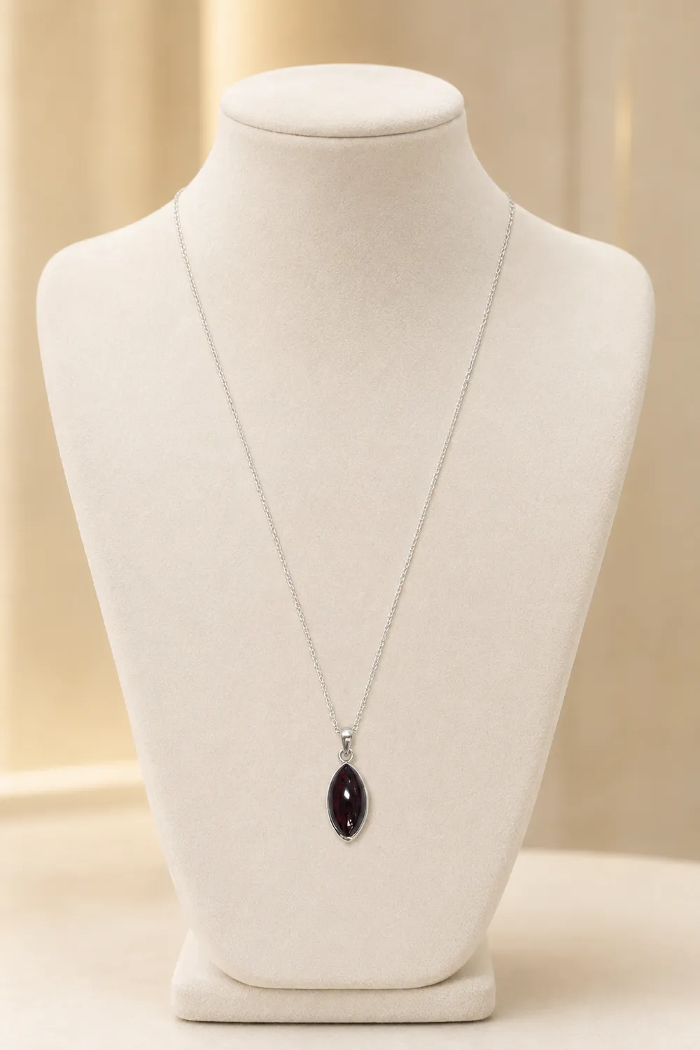 Victoria Jane Marquise collana argento granato 18"