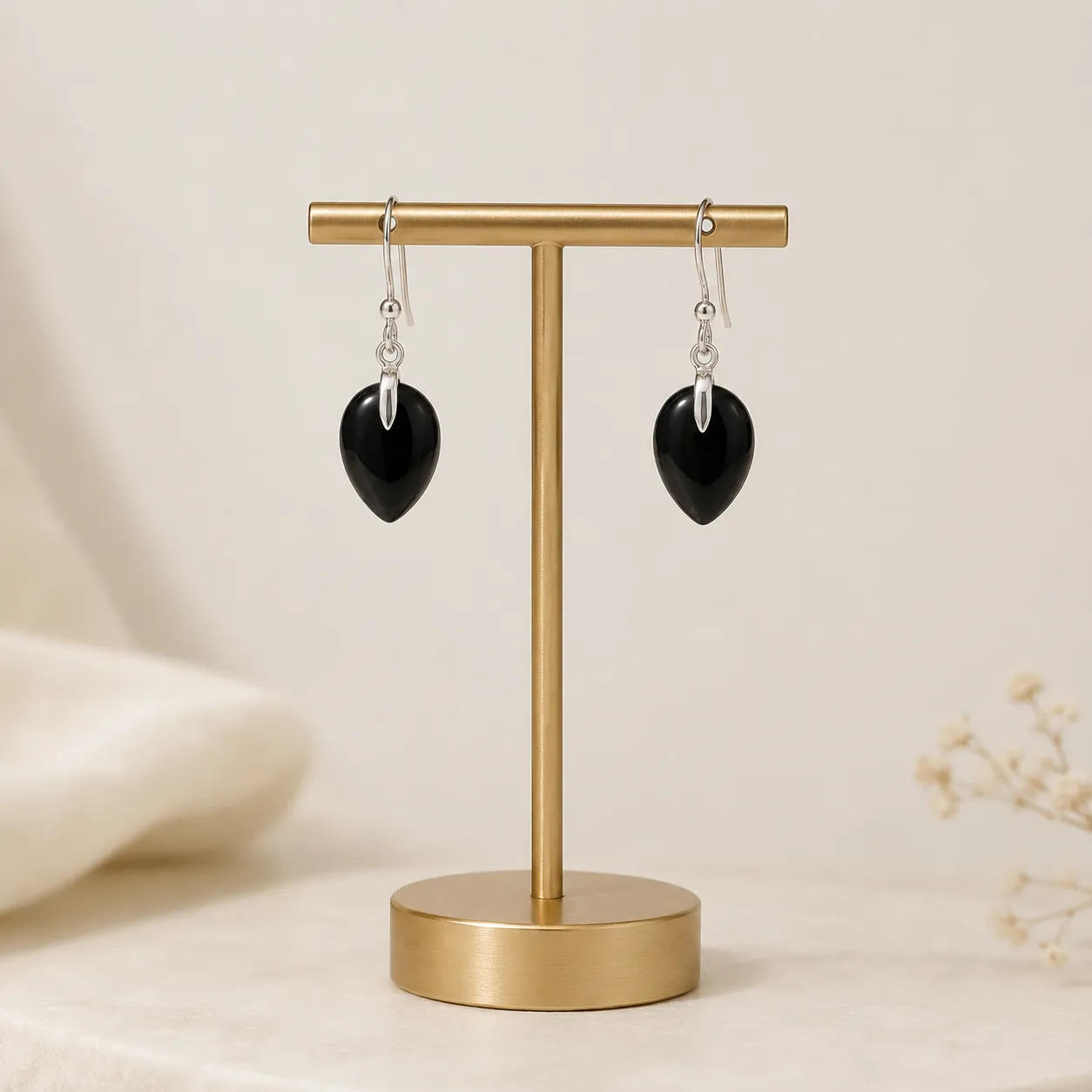Victoria Jane Black Onyx orecchini goccia argento