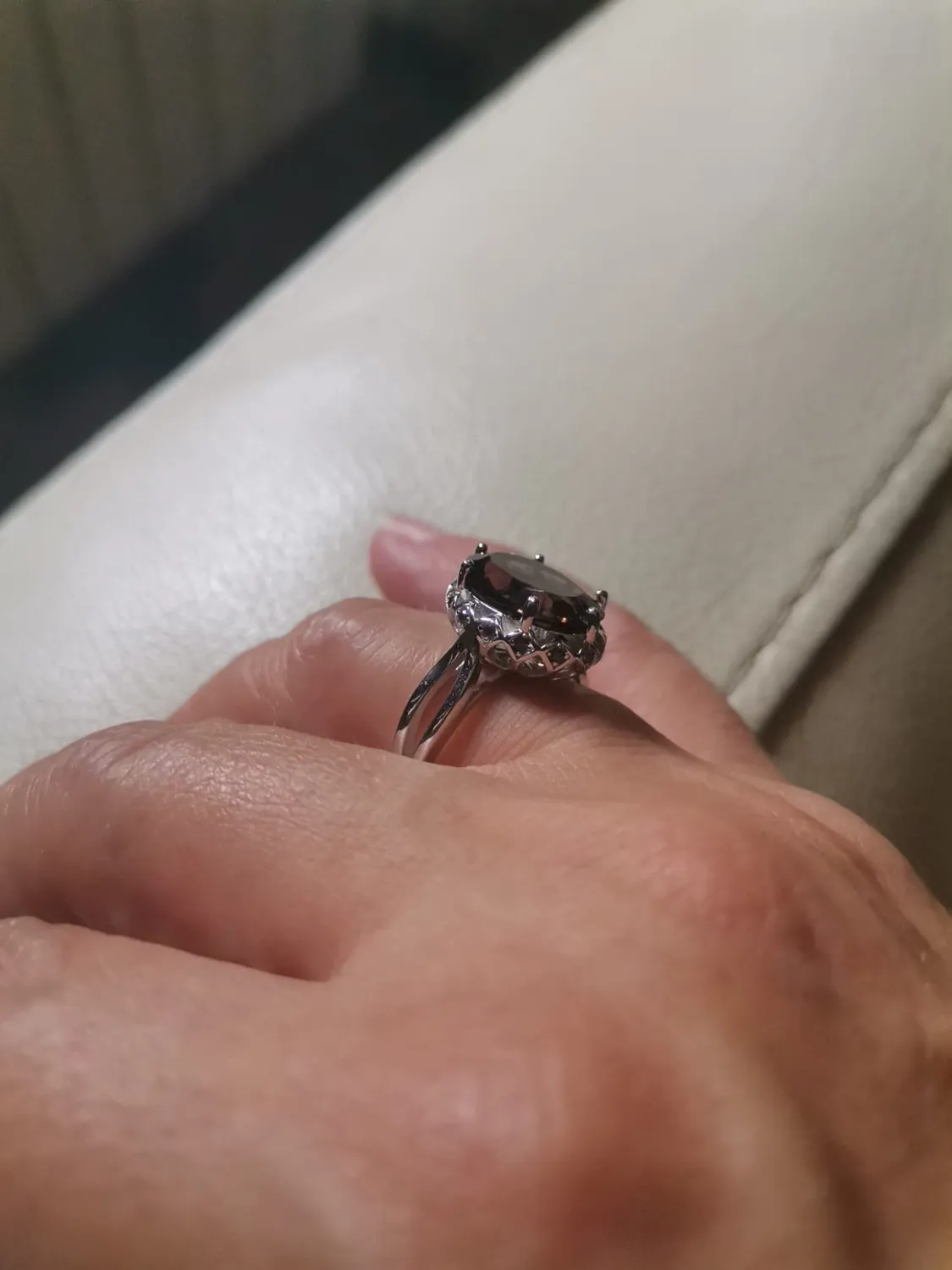 JewelryPalace 5.7ct Ovale anello argento quarzo fume
