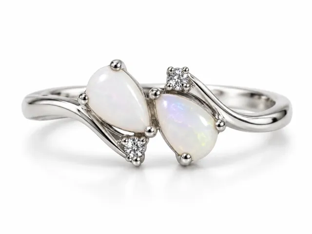 Victoria Jane Milky Opal anello opale diamante argento