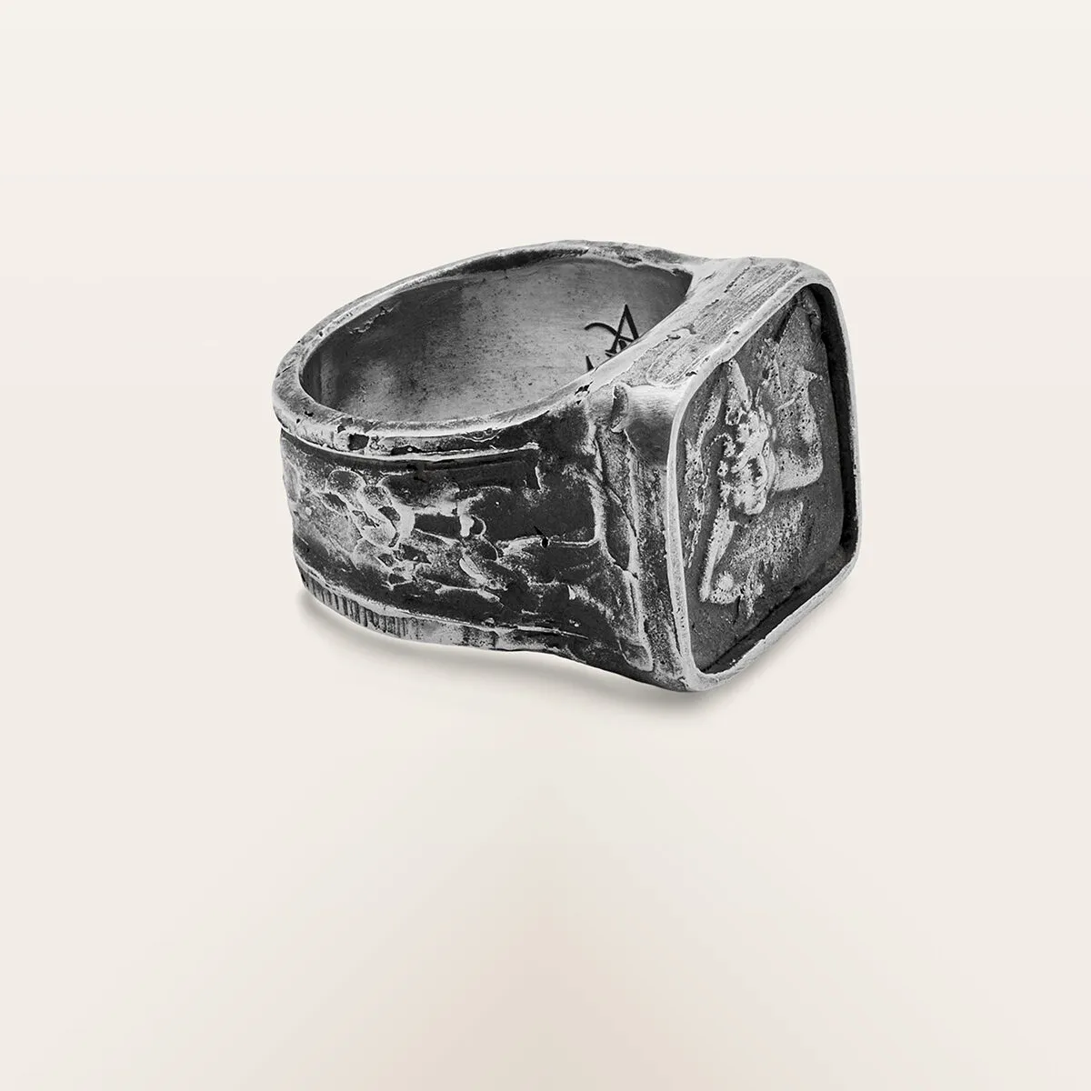 Alfredo Correnti Nesso Anello Trinacria Quadro argento