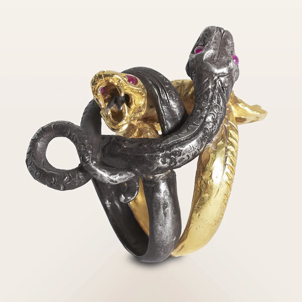Alfredo Correnti Spira anello Machia in oro misura anulare