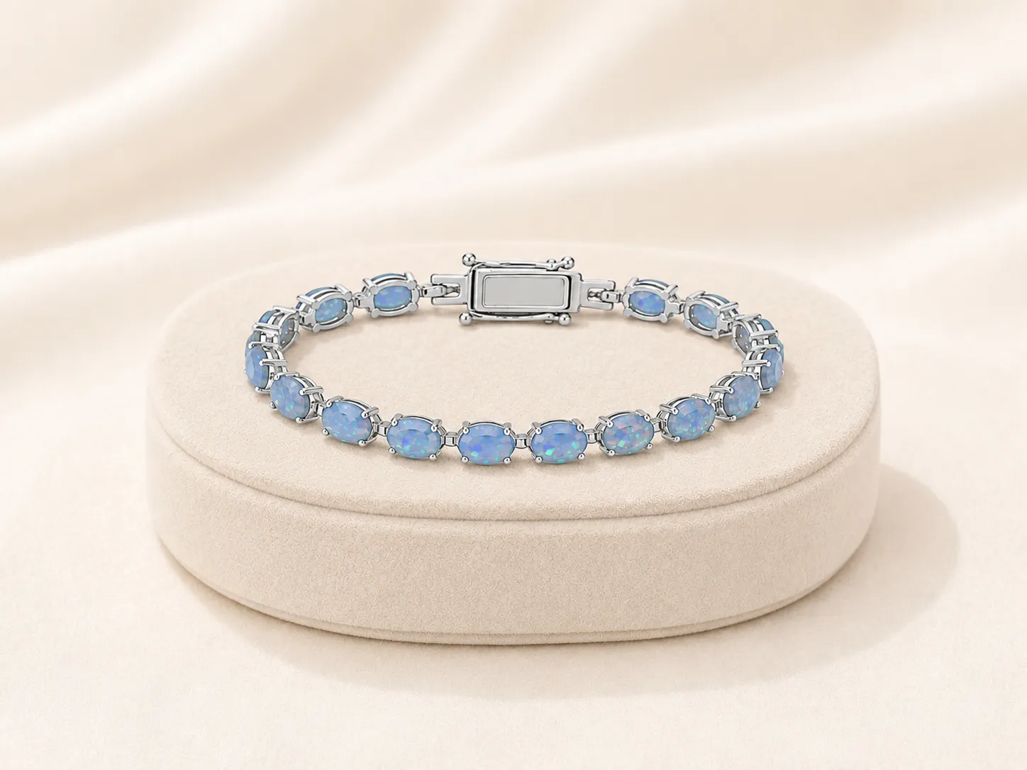 Victoria Jane Starlit Opal bracciale argento opali ovali