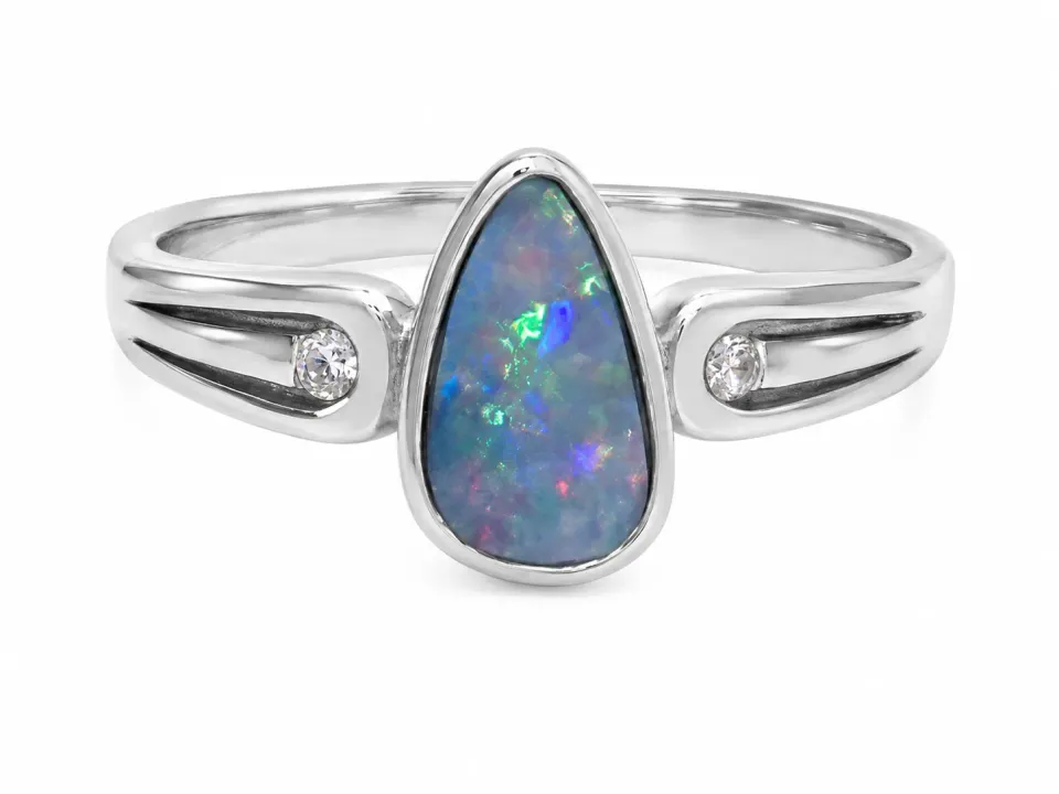 Victoria Jane Cosmic Opal anello opale argento