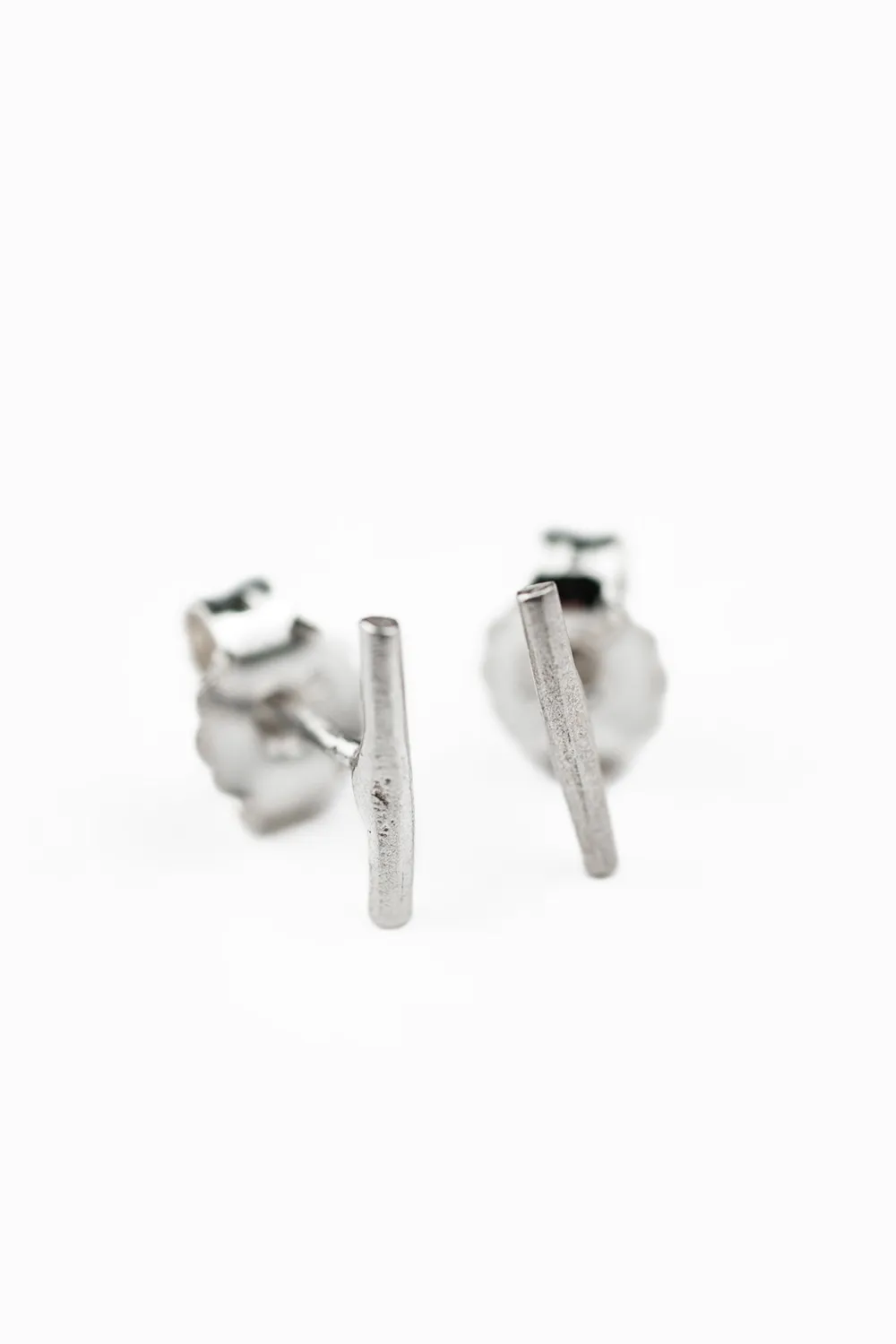 Flor Rubaja Essentials Sbarra mini orecchini argento 925