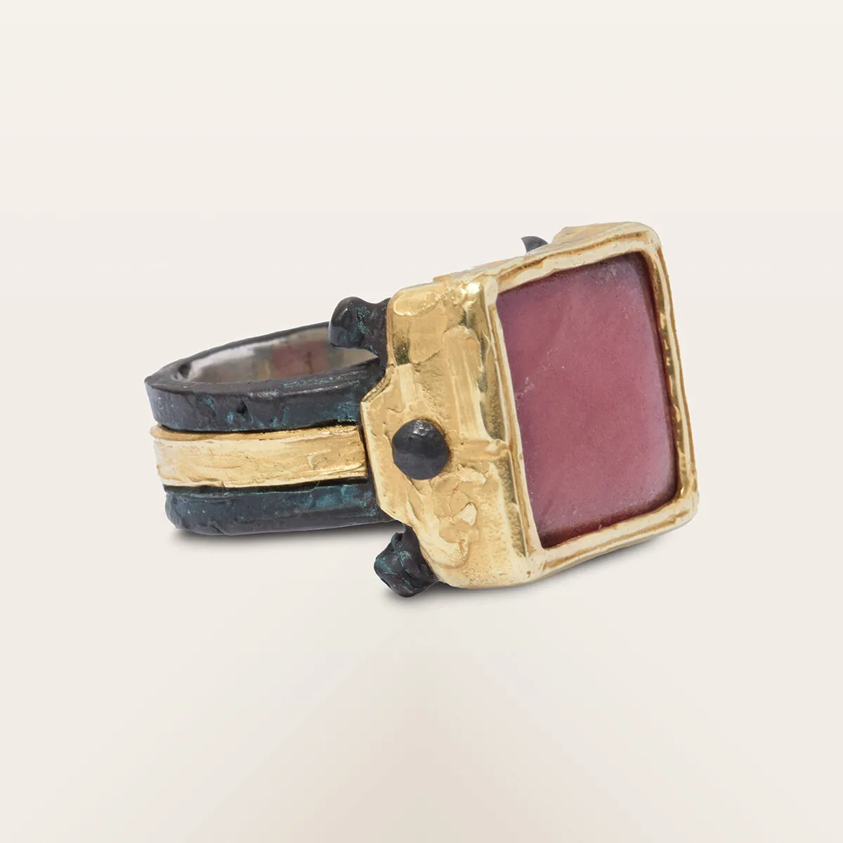 Alfredo Correnti Gea anello rodocrosite pietra rosa