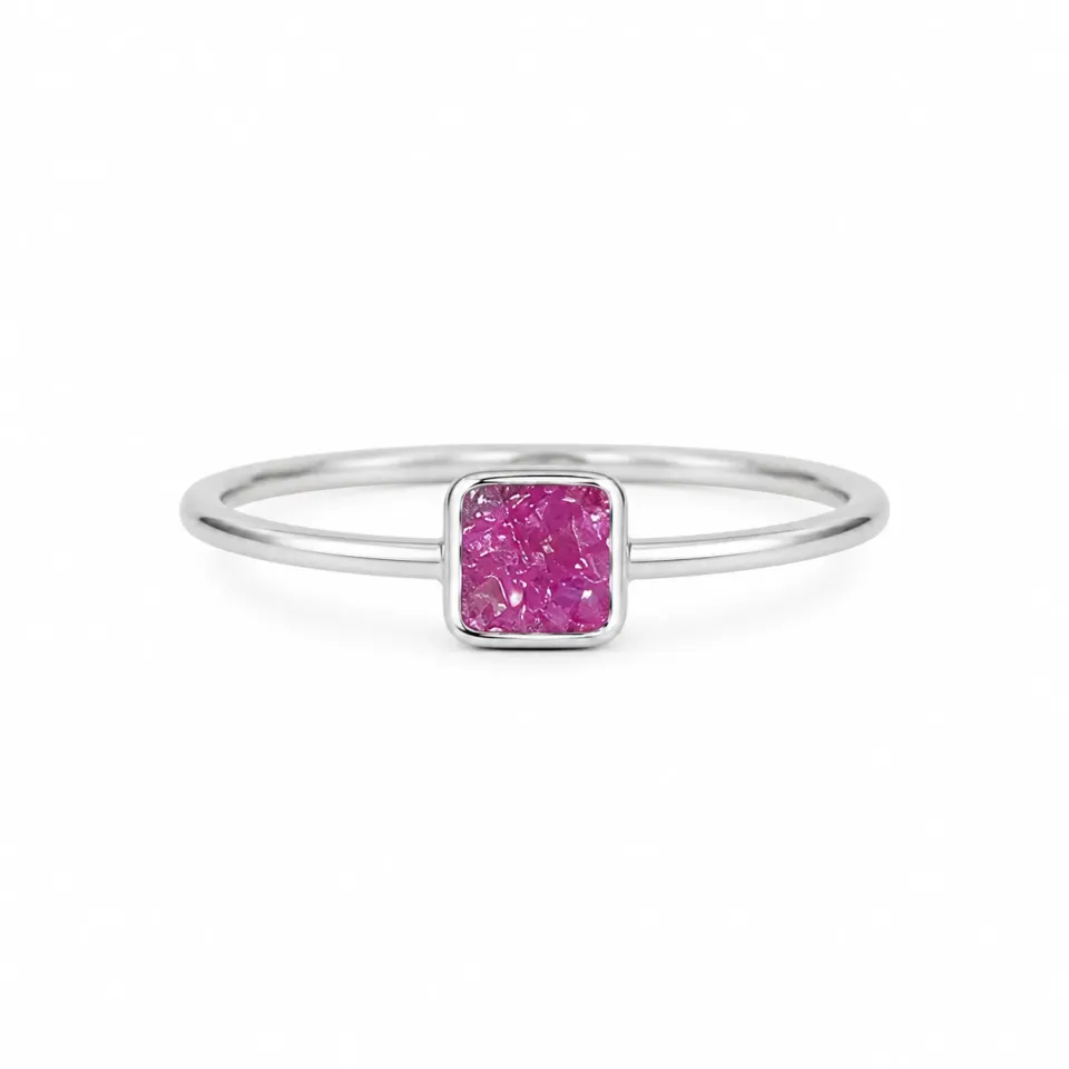 Victoria Jane Crystal anello rubino naturale argento