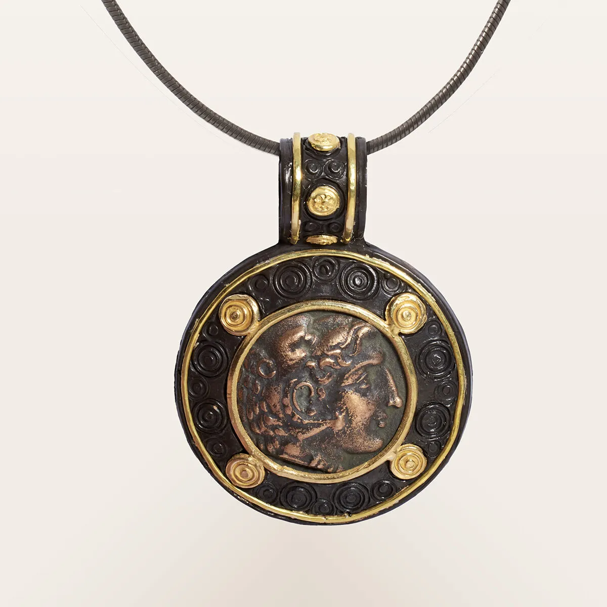 Alfredo Correnti Aeterna Heracle Pendente