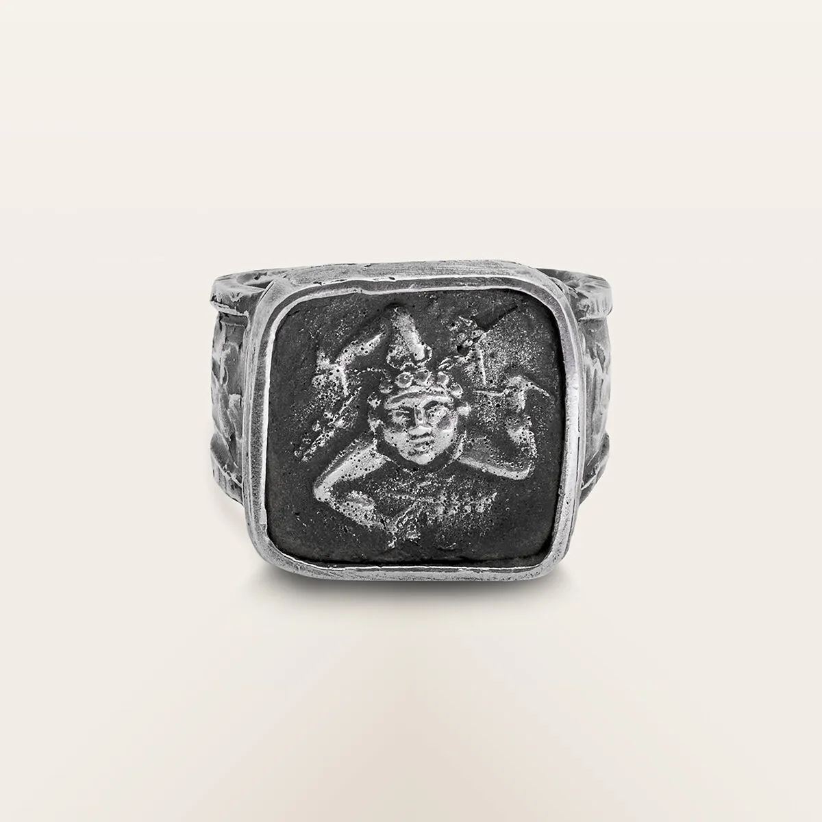 Alfredo Correnti Nesso Anello Trinacria Quadro argento