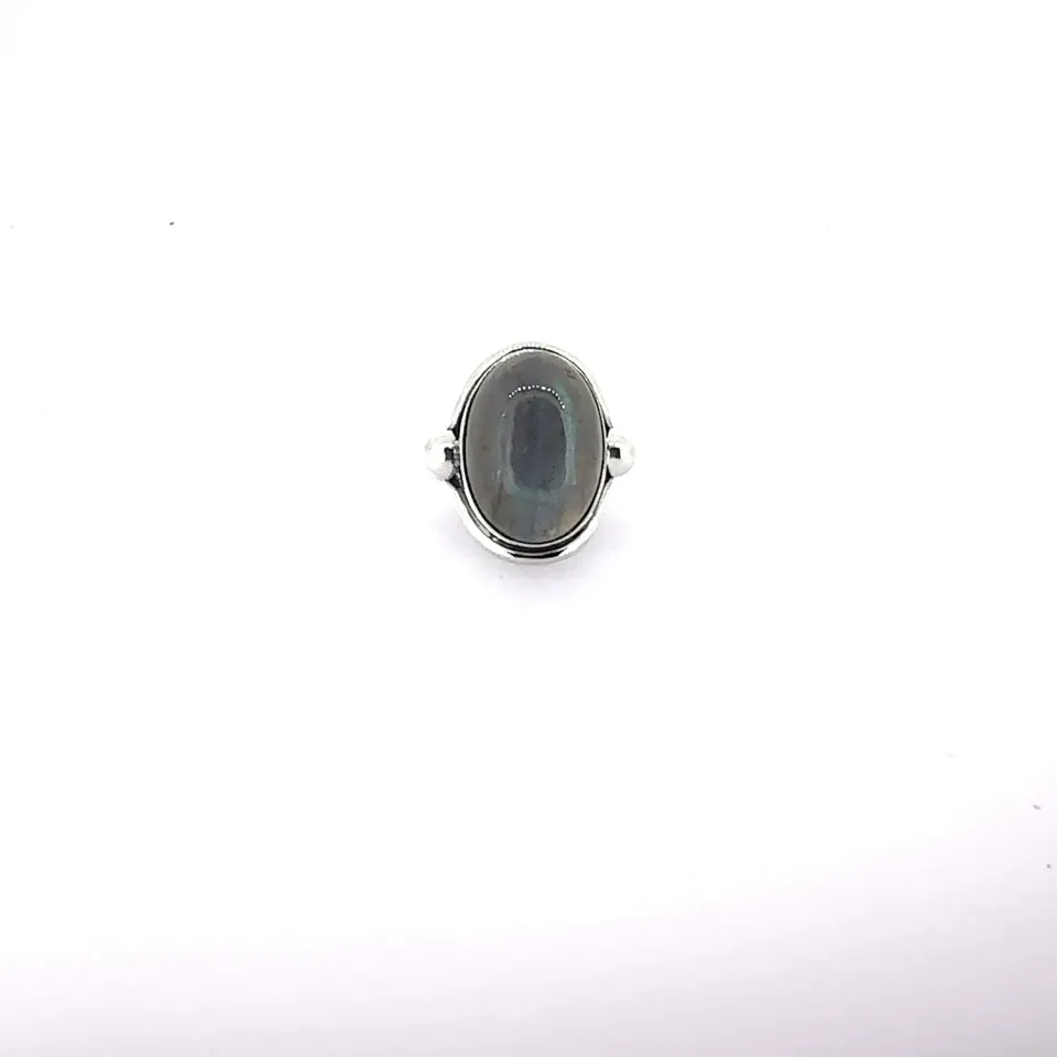 Victoria Jane Labradorite anello argento cabochon ovale