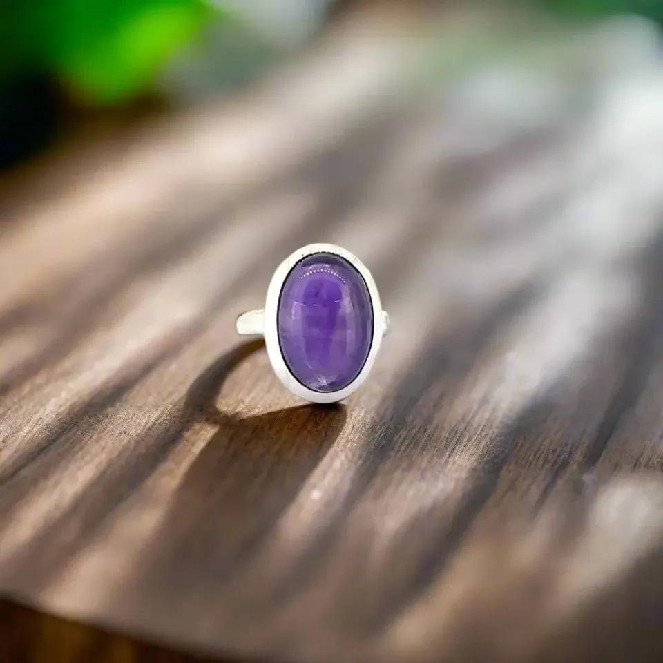 Victoria Jane Amethyst anello argento ametista cabochon