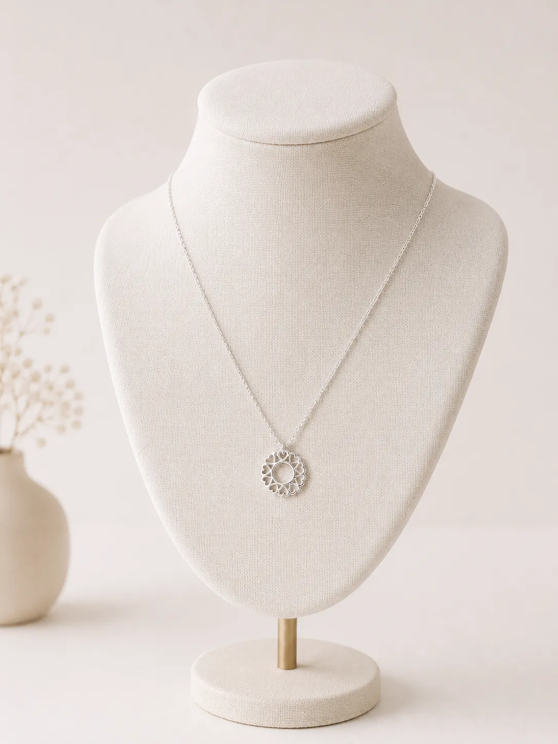 Victoria Jane Circle of Hearts collana argento traforata